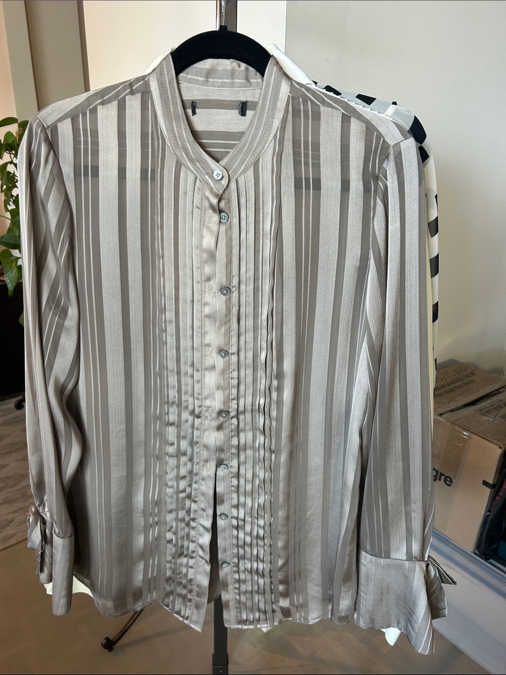BoutiqueNY Satin Stripe tuxedo front Shirt taupe. With embellished cuffs. Classy